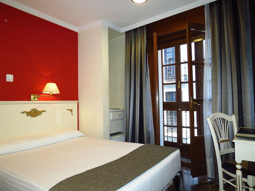 Hotel Boutique Catedral Вальядолид Экстерьер фото