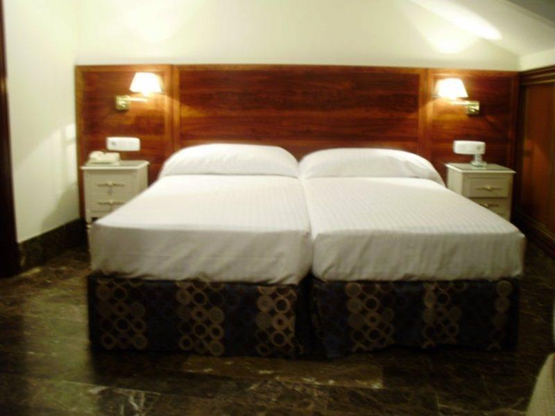 Hotel Boutique Catedral Вальядолид Экстерьер фото