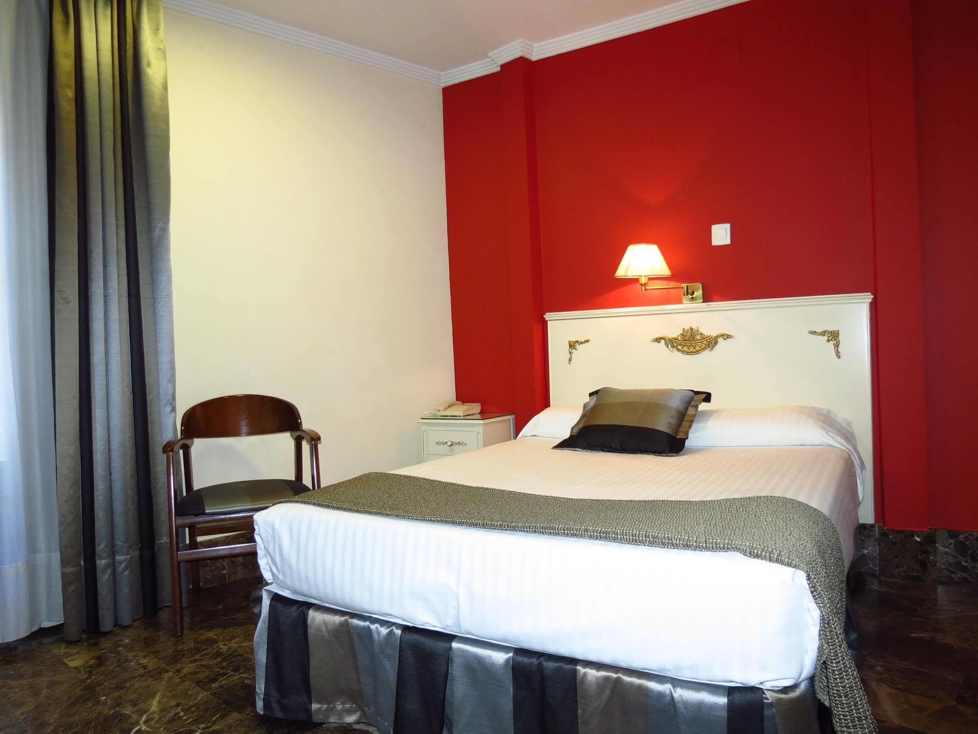 Hotel Boutique Catedral Вальядолид Номер фото